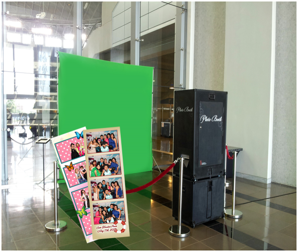 OPEN AIR CONCEPT PHOTO BOOTH